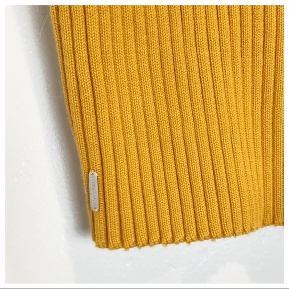 Vatanika Body Language Set Size 4 - Picture 3 of 13